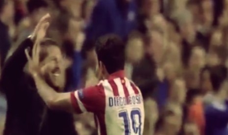 Diego Simeone (kiri) dan Diego Costa (kanan) rayakan gol kemenangan Atletico Madrid