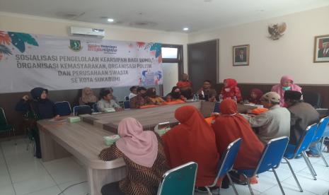 Dinas Perpustakaan dan Arsip (Dispusip) Kota Sukabumi menggencarkan sosialiasi pengelolaan arsip ke organisasi masyarakat dan perusahaan swasta. Langkah tersebut dilakukan agar pengelolaan arsip di lembaga tersebut terawat dengan baik.