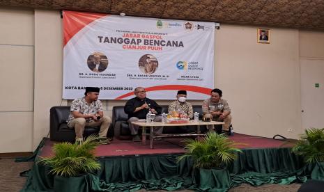 Dinsos Jabar berharap agar para pengungsi tidak menimbun bahan bantuan yang disalurkan 