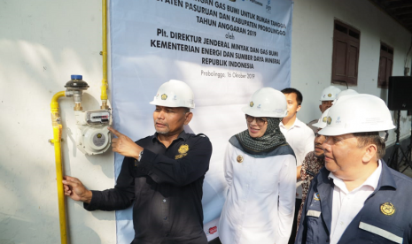 Direktorat Jenderal Migas Kementerian Energi dan Sumber Daya Mineral (ESDM) meresmikan jaringan gas rumah tangga (jargas) di Pasuruan di Probolinggo, Rabu (16/10).