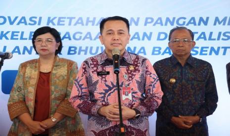 Direktur Jenderal (Dirjen) Bina Keuangan Daerah (Keuda) Kementerian Dalam Negeri (Kemendagri) Agus Fatoni menyampaikan arahan Menteri Dalam Negeri (Mendagri) Muhammad Tito Karnavian mengenai 10 strategi menangani inflasi di daerah. Hal itu disampaikan Fatoni pada acara Gerakan Nasional Pengendalian Inflasi Pangan (GNPIP) Bali Nusa Tenggara (Balinusra) di Gedung Kesenian I Ketut Maria, Tabanan, Bali, Rabu (17/5/2023).