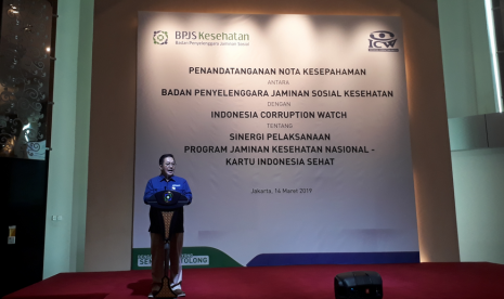 Direktur Kepatuhan Hukum dan Hubungan Antar Lembaga BPJS Kesehatan Bayu Wahyudi saat berbicara di penandatanganan nota kesepahaman dengan LSM Indonesian Corruption Watch (ICW), di Jakarta, Kamis (14/3).