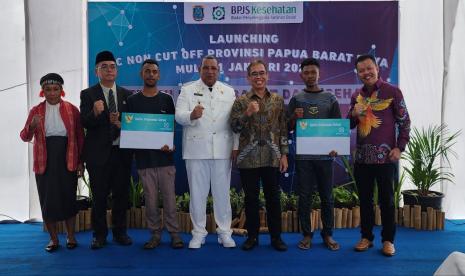 Direktur Kepesertaan BPJS Kesehatan David Bangun pada kegiatan penandatanganan Nota Kesepakatan dan Rencana Kerja antara BPJS Kesehatan Kedeputian Wilayah XII bersama Pemerintah Provinsi Papua Barat Daya, Sabtu (9/12/2023).