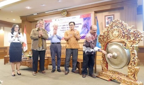 Direktur Kesehatan Hewan Ditjen Peternakan dan Kesehatan Hewan Kementerian Pertanian, Fadjar Sumping Tjatur dalam peringatan “One Health Day” di Universitas Udayana, Bali, yang diselenggarakan Kementerian Pertanian (Kementan) dan FAO Indonesia, Sabtu (3/11). 