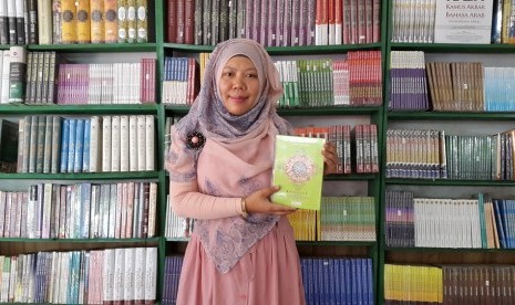 Direktur Khazanah Mimbar Plus Yayah Rokayah Ramdan