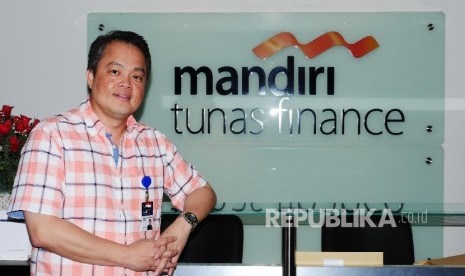 Direktur Mandiri Tunas Finance Harjanto Tjitohardjojo