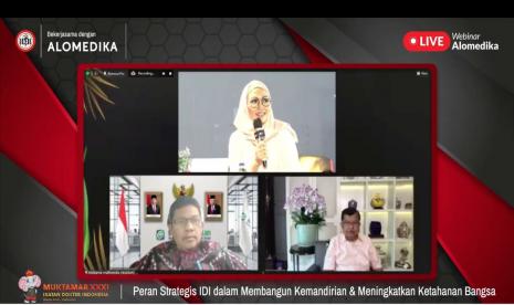 Direktur Utama BPJS Kesehatan Ali Ghufron Mukti saat menjadi narasumber talkshow bertema Peran Strategis IDI dalam Membangun Kemandirian dan Meningkatkan Ketahanan Bangsa dalam Muktamar IDI ke XXXI, Kamis (24/3/2022).