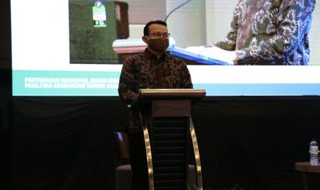 Direktur Utama BPJS Kesehatan Fachmi Idris, saat kegiatan pertemuan daring dengan manajemen fasilitas kesehatan seluruh Indonesia, Rabu (14/10). BPJS Kesehatan mendorong fasilitas kesehatan untuk berkomitmen menjaga kualitas pelayanan kepada peserta Jaminan Kesehatan Nasional-Kartu Indonesia Sehat (JKN-KIS), meski saat ini dunia kesehatan tengah disibukkan dengan kondisi pandemi Covid-19 dan masuk pada era Adaptasi Kebiasaan Baru (AKB). 