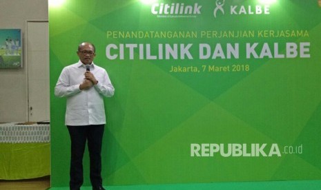 Direktur Utama Citilink Indonesia Juliandra Nurtjahjo usai melakukan penandatanganan kerja sama dengan PT Kalbe Farna (Tbk) di KALCare Lotte Shopping Avenue, Jakarta, Rabu (7/3).