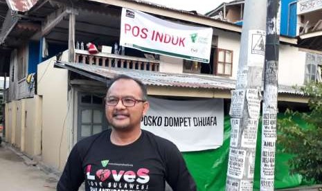 Direktur Utama Dompet Dhuafa Filantropi, drg. Imam Rulyawan di Pos Induk Dompet Dhuafa, Kota Palu, Sulawesi Tengah.