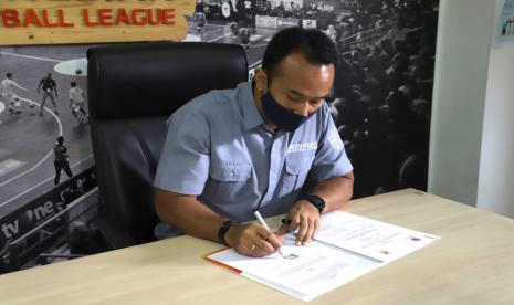 Direktur Utama IBL Junas Miradiarsyah.