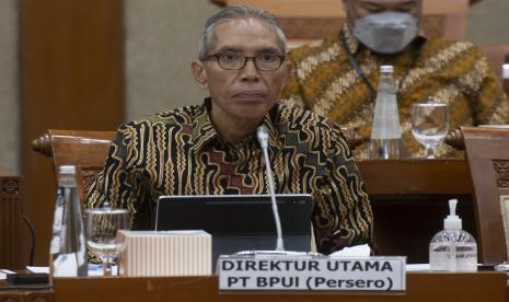 Direktur Utama Indonesia Financial Group (IFG) Robertus Billitea memberikan paparannya saat Rapat Dengar Pendapat dengan Komisi VI DPR di Kompleks Parlemen, Senayan, Jakarta, Kamis (16/6/2022). Rapat tersebut beragendakan pembahasan mengenai pendalaman terhadap BUMN penerima usulan PMN TA 2023 dan penjelasan terhadap aksi koperasi terhadap RKAP TA 2022. 