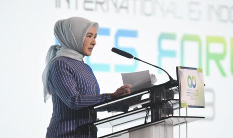 Direktur Utama Pertamina Nicke Widyawati menjadi Keynote Speaker pada acara International & Indonesia CCS FORUM 2023 Pioneering The Energy Landscape Decarbonization Future : Harnessing The Power Of CCS Globally For A Cleaner Future And Economic Growth yang diselenggarakan di Hotel Mulia, Jakarta, pada Senin (11/9/2023).