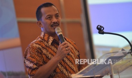 Direktur Utama Perusahaan Gas Negara (PGN) Jobi Triananda Hasim memberikan kata sambutan sekaligus membuka kompetisi jurnalistik PGN di Auditorium PGAS, Jakarta, Selasa (20/6). 