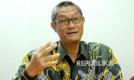 Direktur utama PT Askrindo Syariah, Pribadi 