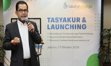 Direktur Utama PT Asuransi Takaful Keluarga, Arfandi Arief saat memberikan pemaparan dalam acara Tasyakur & Launching logo baru Takaful Keluarga, produk Takaful Falah Series dan Customer Portal www.takaful.co.id