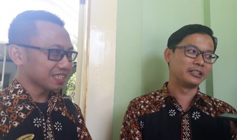 Direktur Utama RS UII Widodo Wirawan (kanan) usai bertemu Sri Sultan HB X.