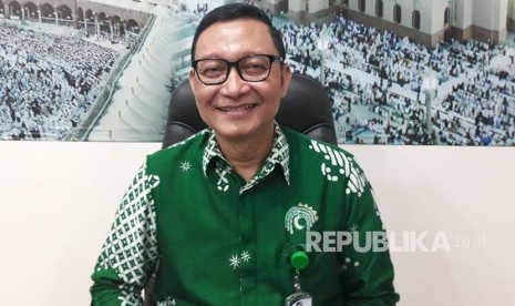 Direktur Utama Rumah Sakit Haji, Syarief Hasan Lutfie saat diwawancara usai meluncurkan Jam Kesehatan Jamaah Haji Indonesia di RS Haji Pondok Gede, Jakarta Timur, Kamis (19/4).