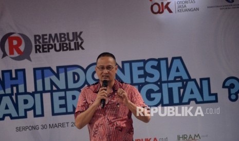  Dirjen Aplikasi Informatika Kementerian Komunikasi dan Informatika (Kemenkominfo), Semuel Abrijani Pangerapan.