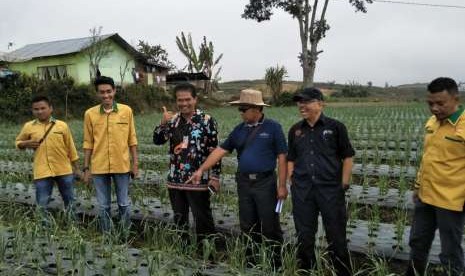 Dirjen Hortikultura Suwandi saat berkunjung ke Lembah Gumanti, Solok.