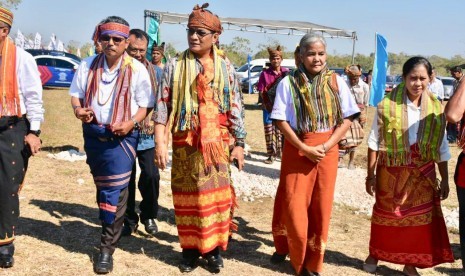 Dirjen Peternakan dan Kesehatan Hewan I Ketut Diarmita (tengah) disambut unsur perangkat daerah Kabupaten Kupang NTT.