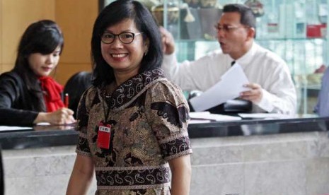   Dirut Pertamina Karen Agustiawan memenuhi panggilan pemeriksaan di gedung KPK, Jakarta, Kamis (7/11).