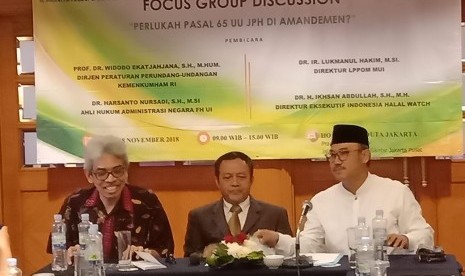 Discussion yang diselenggarakan oleh H. Ikhsan Abdullah & Partners bersama Indonesia Halal Watch, dengan mengangkat tema “Perlukah Pasal 65 Undang-Undang Nomor 33 Tahun 2014 tentang Jaminan Produk Halal di Amandemen ?”.