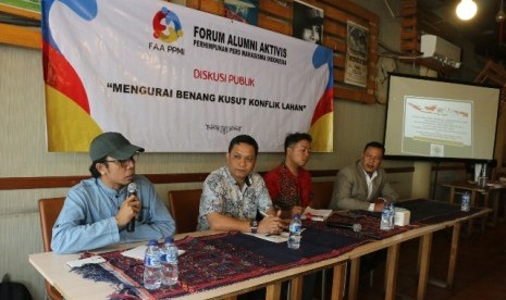 Diskusi agraria di Pasar Festival Kuningan, Jakarta Selatan, Ahad (6/9).