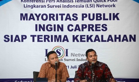 Diskusi analisis survei nasional pasca Pilpres di Kantor Lingkaran Survei Indonesia (LSI) di Jakarta, Senin (21/7).