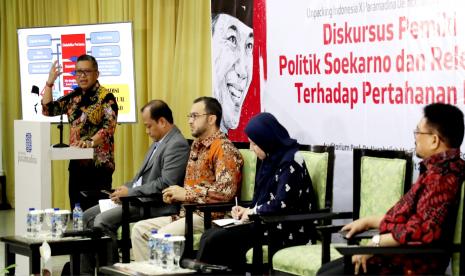 diskusi bertema Unpacking Indonesia X Paramadina Democracy Forum (PDF) bertajuk Diskursus Pemikiran Politik Soekarno dan Relevansinya Terhadap Pertahanan Negara