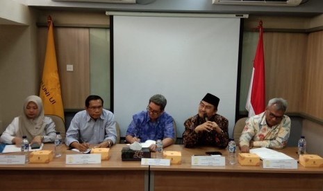 Diskusi bulanan yang diadakan Policy Centre (Polcen) Pengurus Pusat Ikatan Alumni Universitas Indonesia (ILUNI UI).