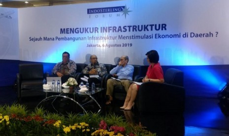 Diskusi IndoSterling Forum bertajuk Mengukur Infrastruktur: Sejauh Mana Pembangunan Infrastruktur Menstimulasi Pembangunan Ekonomi di Daerah? 