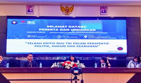 Diskusi publik bertajuk Telaah Kritis Revisi UU TNI dalam Perspektif Politik, Hukum, dan Keamanan, di Fakultas Hukum Universitas Hukum Brawijaya, Malang, Jawa Timur, Rabu (31/5/2023).