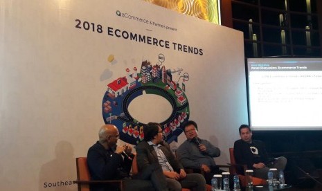 Diskusi 'Tren E-Commerce 2018' yang dilaksanakan platform aCommerce bersama mitra bisnis HP Indonesia dan Eiger di Jakarta, Senin (27/11). 