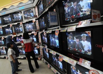 Display televisi di sebuah super market