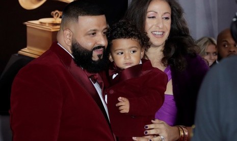 DJ Khaled bersama istri dan anaknya. Khaled meluncurkan Another Wing di tiga benua dan lima negara secara bersamaan.