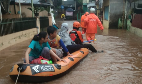 DMC Dompet Dhuafa sigap menurunkan tim respons guna membantu masyarakat terdampak.