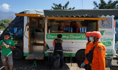 Salah satu kegiatan lembaga amil zakat Dompet Duafa