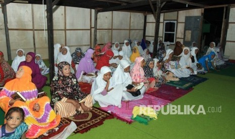 Sejumlah tokoh minta PMA Majelis Taklim dicabut. Majelis taklim (ilustrasi).