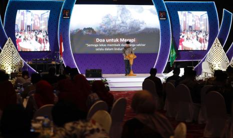 Doa bersama untuk warga di Lerang Merapi saat pembukaan Rapat Kerja Jajaran Kanwil Kementerian Agama Jateng di Hotel Grand Mercure, Sukaharjo pada Ahad (12/3/2023) sore.