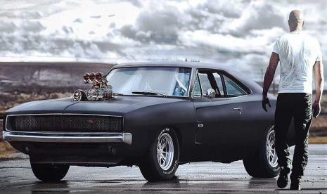 Dodge Charger Hellcat 1968 milik Dom Toretto.