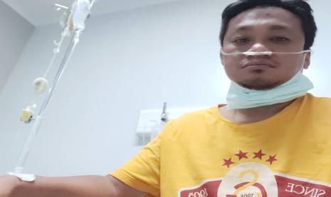 Dokter Sriyanto Sp B, Dokter Spesialis Bedah yang berjuang melawan Covid-19. Ia membagikan kisahnya.