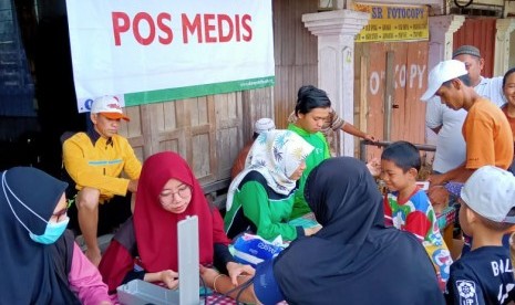 Dompet Dhuafa menggelar Minggu Ceria bagi anak-anak korban banjir Konawe.