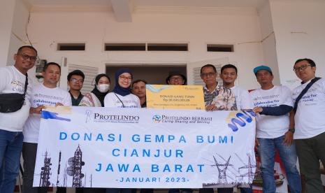 Donasi yang diberikan Protelindo ke warga korban gempa Cianjur berupa hunian sementara dan uang tunai.