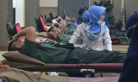 Donor darah prajurit dan ASN Kostrad