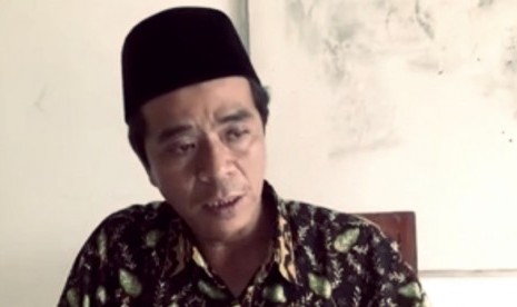 Dosen Hukum Islam PTIQ, Hadi Hadiatullah