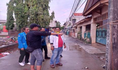 DPD KNPI Kota Jakarta Timur membuka posku peduli bencana di Cipinang Melayu, tepatnya di depan Universitas Borobudur.