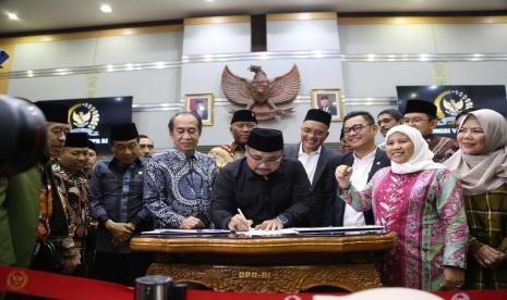 DPR dan Kemenag Sepakat BPIH 2023 Rp 49,812 juta