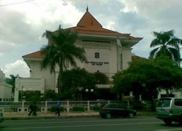 DPRD Surabaya