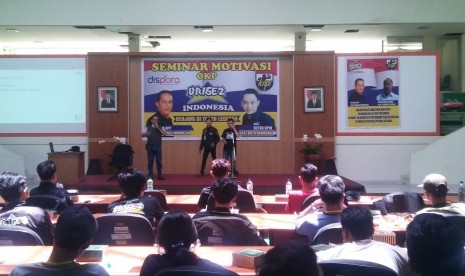 DPW Brigez Indonesia Kota Bandung menggelar seminar entrepreneur bagi anggotanya di gedung Jabar Sport, Arcamanik, Kota Bandung, Ahad (18/2). 